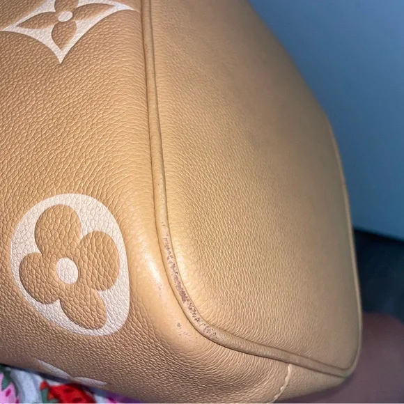 Authentic Louis Vuitton Bicolor Monogram Empreinte Giant NéoNoé MM Noe w/Pouch - Picture 5 of 12